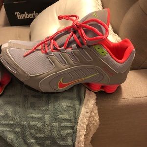 Nike Shox - gray with neon coral & yellow trim